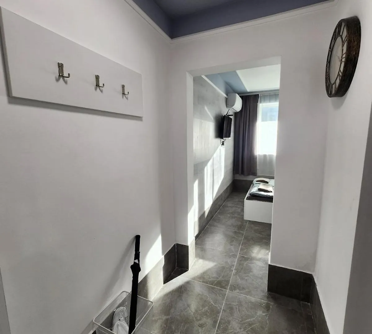 Continental Studios 5 Sofia Apartment