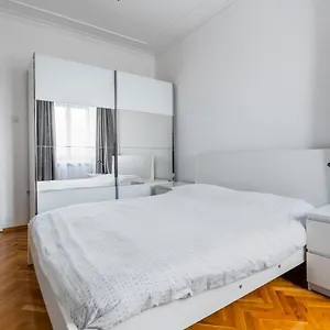 Vitosha Str 2bd White & Blue By Flat Mаnager סופיה