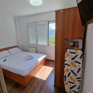 Apartment's Ortakchiev 2 Апартаменты