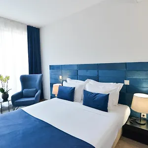4* Hotel Art Plaza