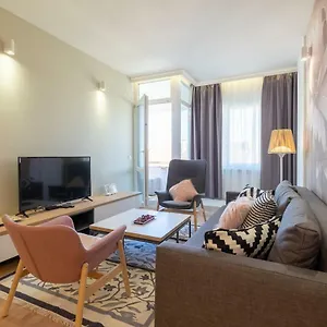  Apartment Vitosha Blvd Luxury 2-bedroom, 2-bathroom With Balcony